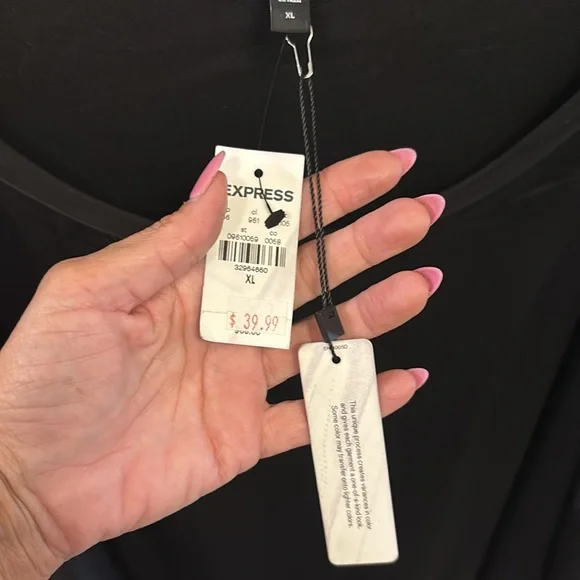 NWT Silky front long sleeve batwing top - Picture 4 of 4